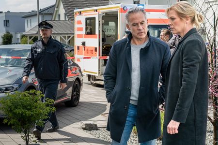 Marco Girnth and Melanie Marschke in Leipzig Homicide: Schatten der Vergangenheit (2023)