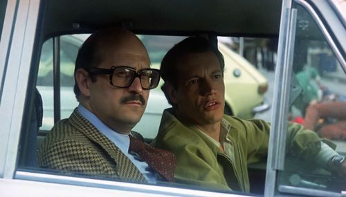 Agustín González in El diputado (1978)