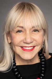 Lenore Zann