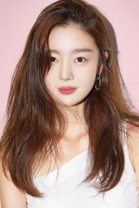 Han Sun-hwa
