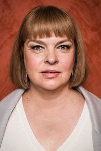 Elina Knihtilä