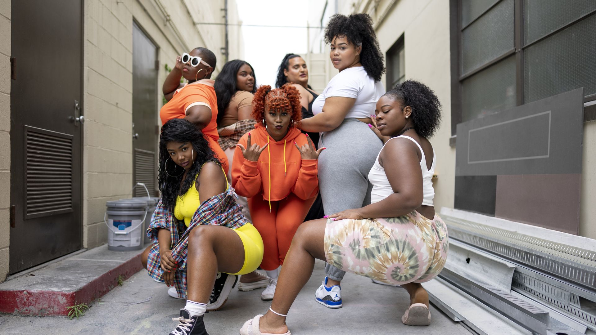 Lizzo's Watch Out for the Big Grrrls background