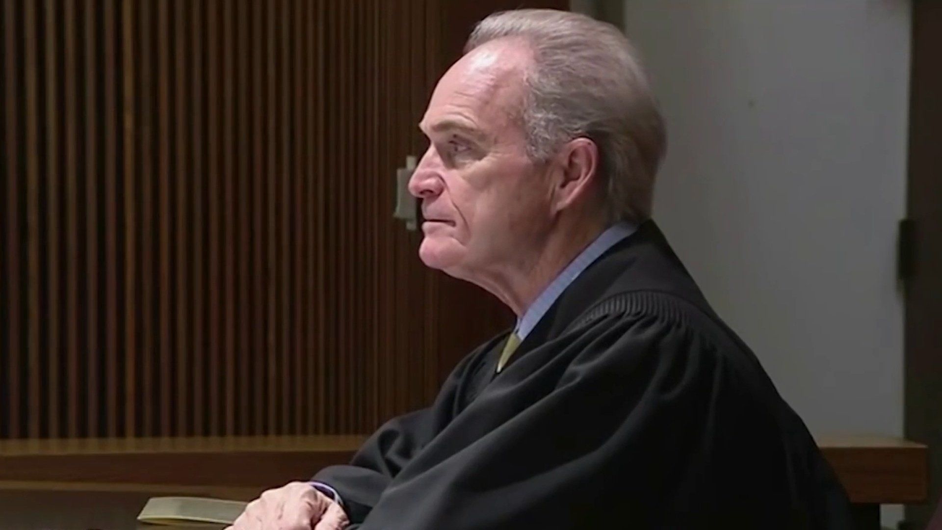 Court Cam background