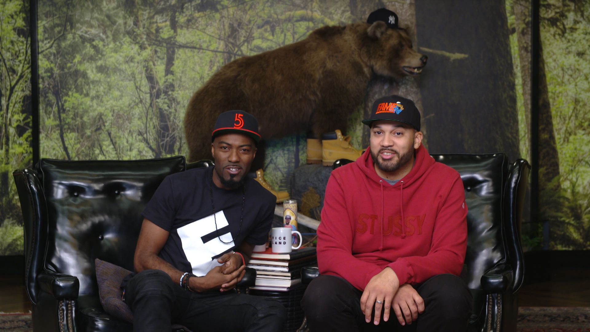 Desus & Mero background
