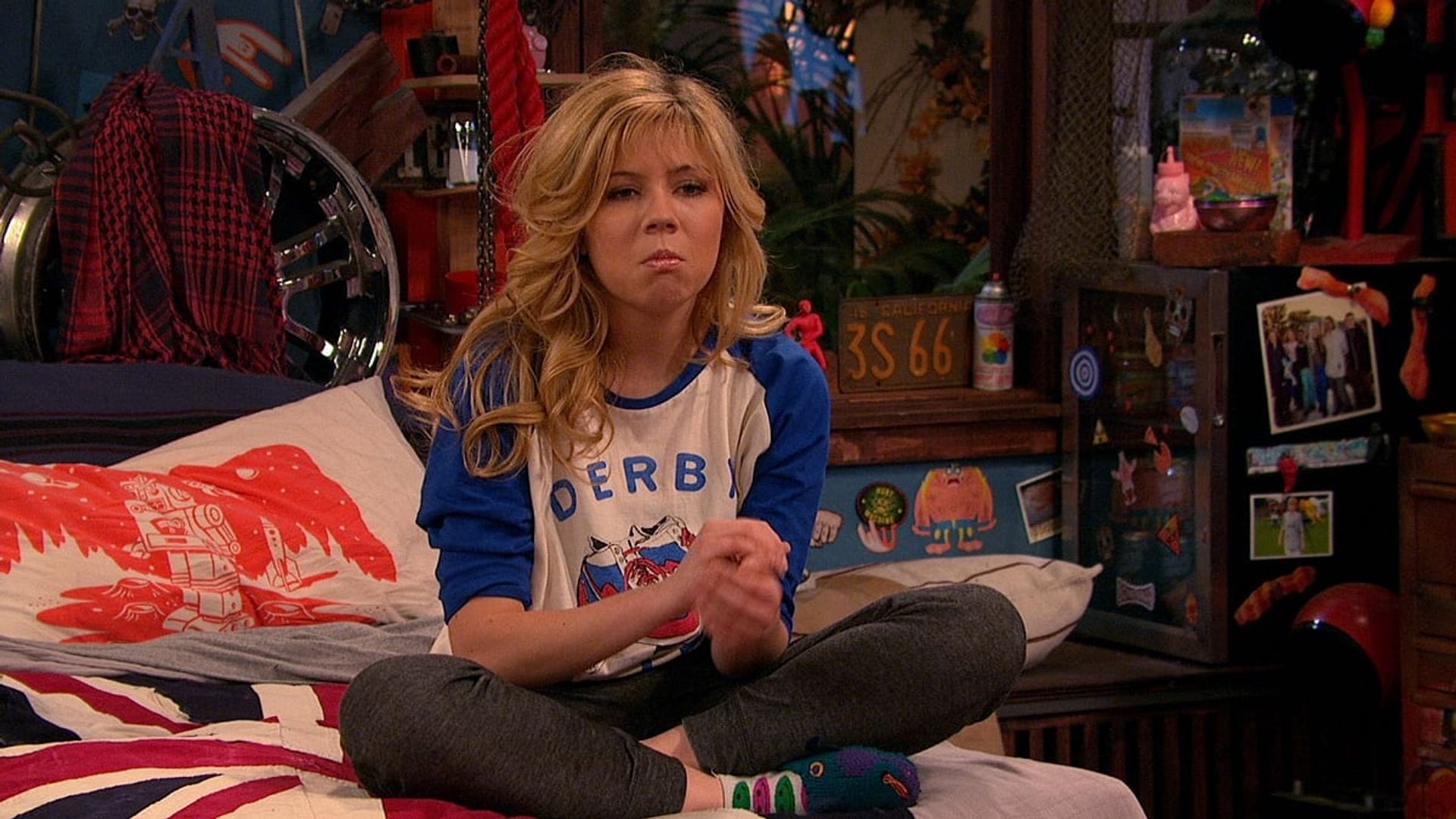 Sam & Cat background