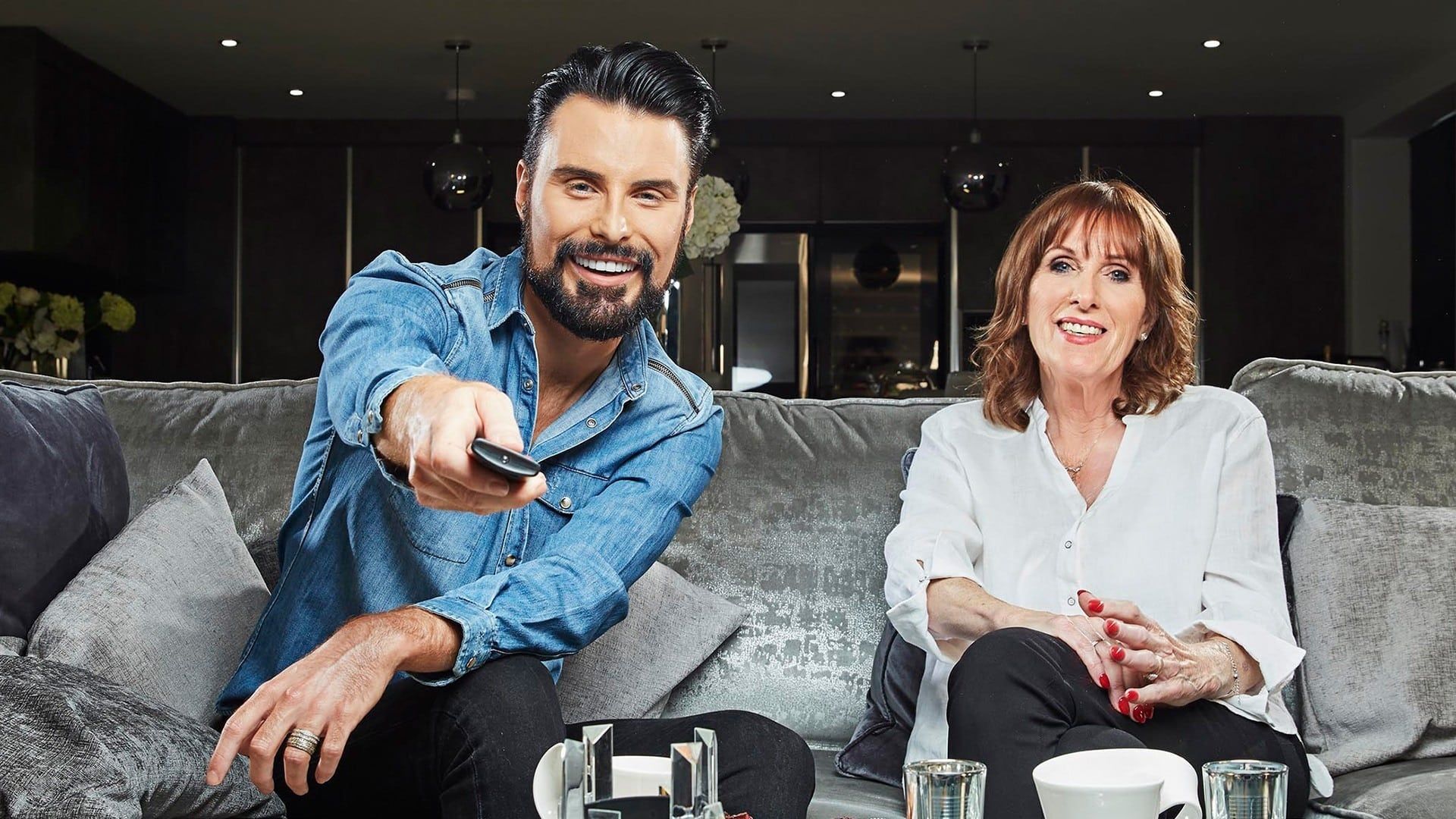 Celebrity Gogglebox background