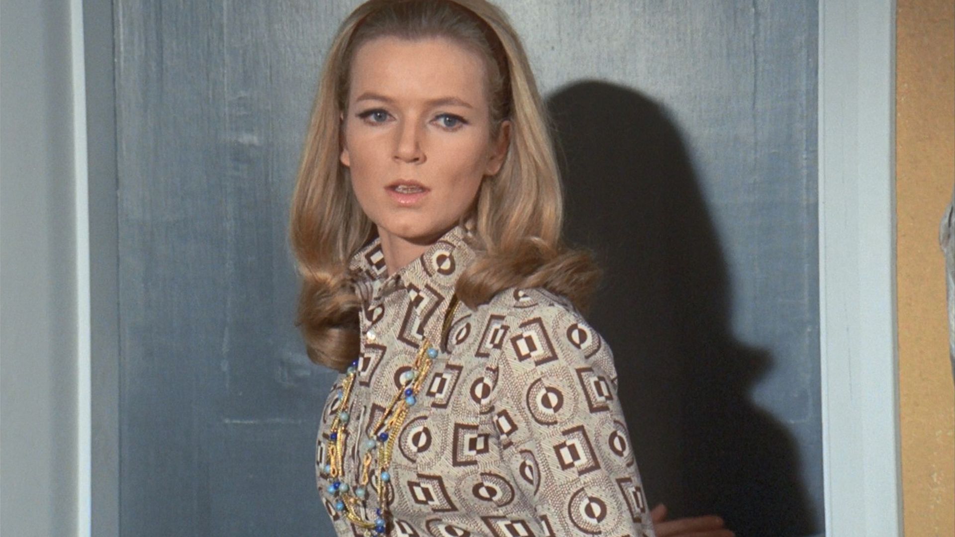 The Persuaders! background