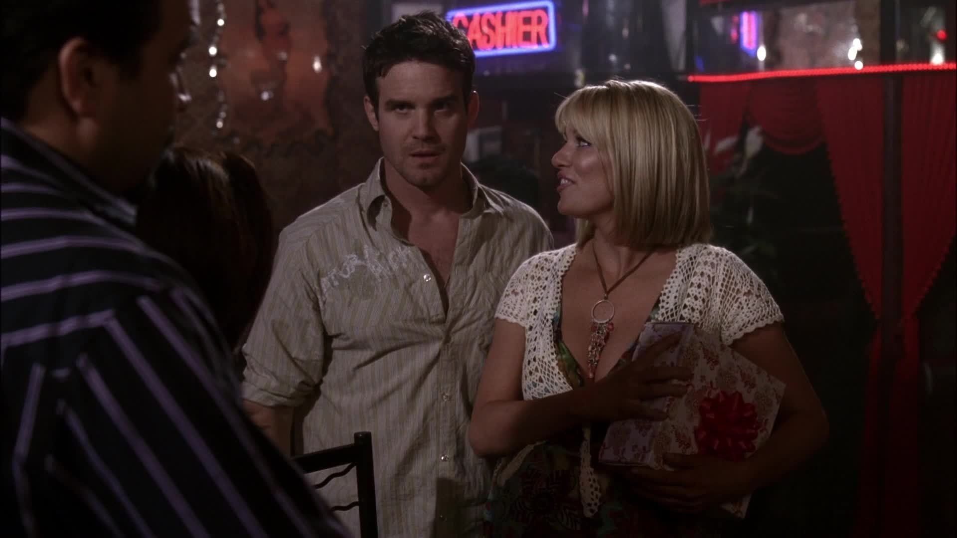 Desperate Housewives background