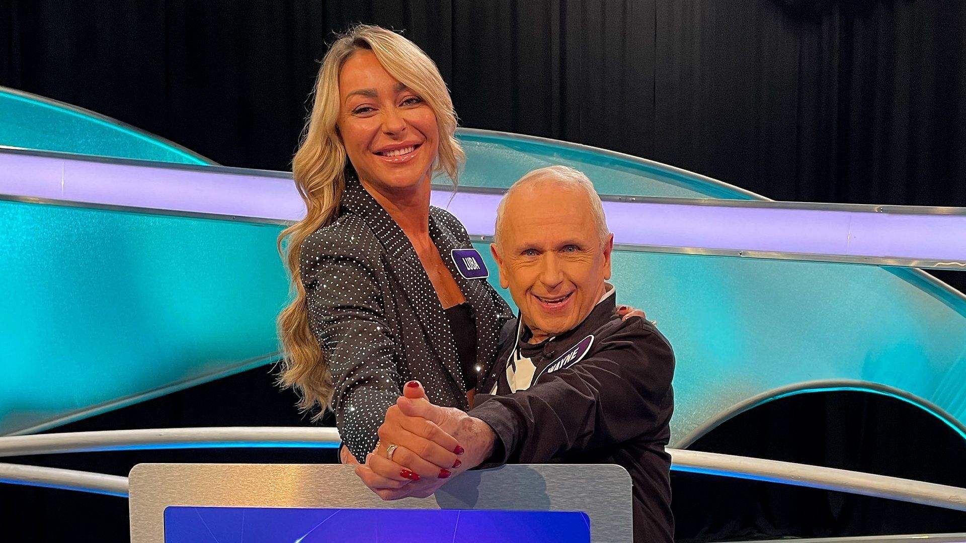 Pointless Celebrities background