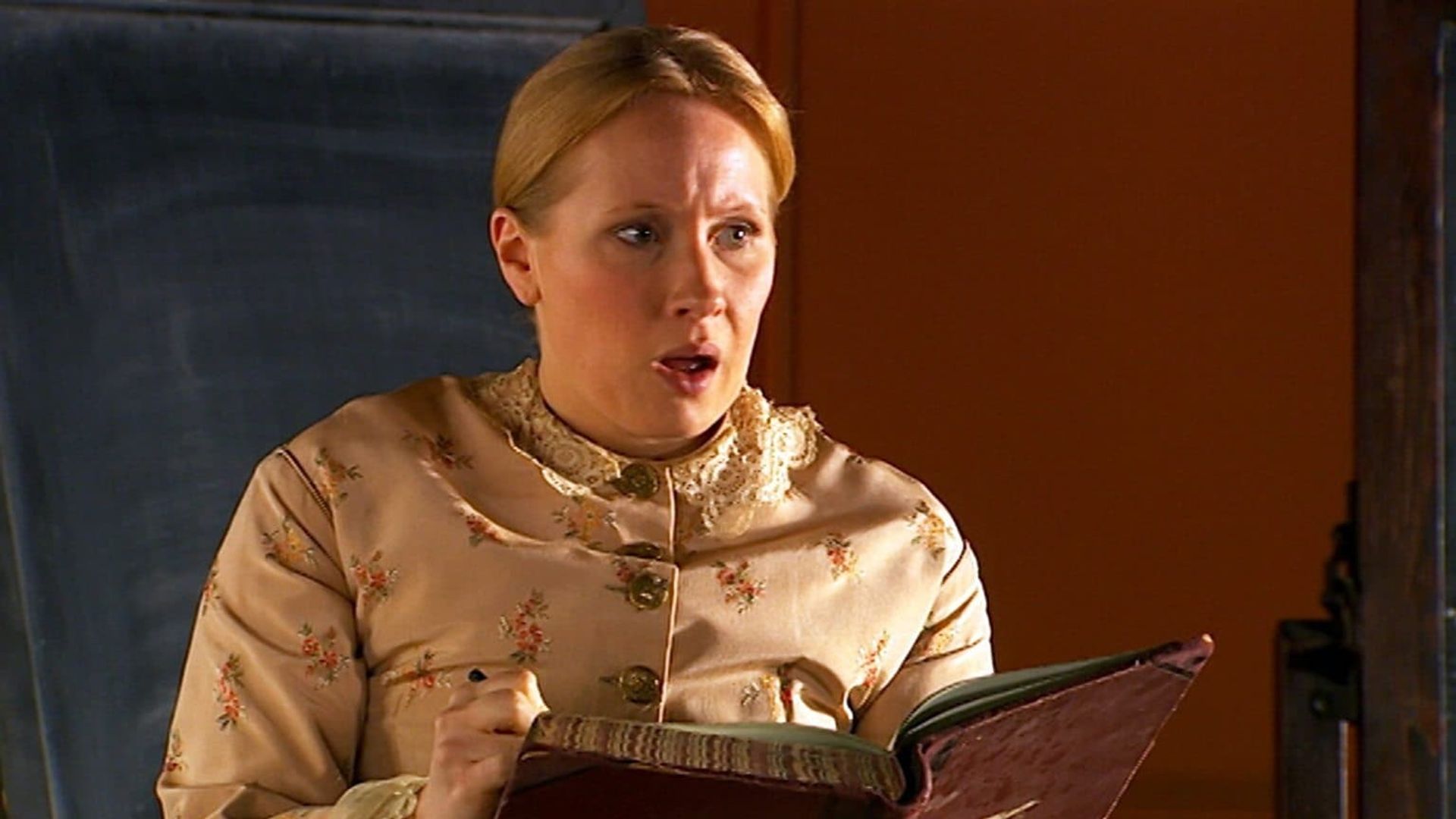 Horrible Histories background