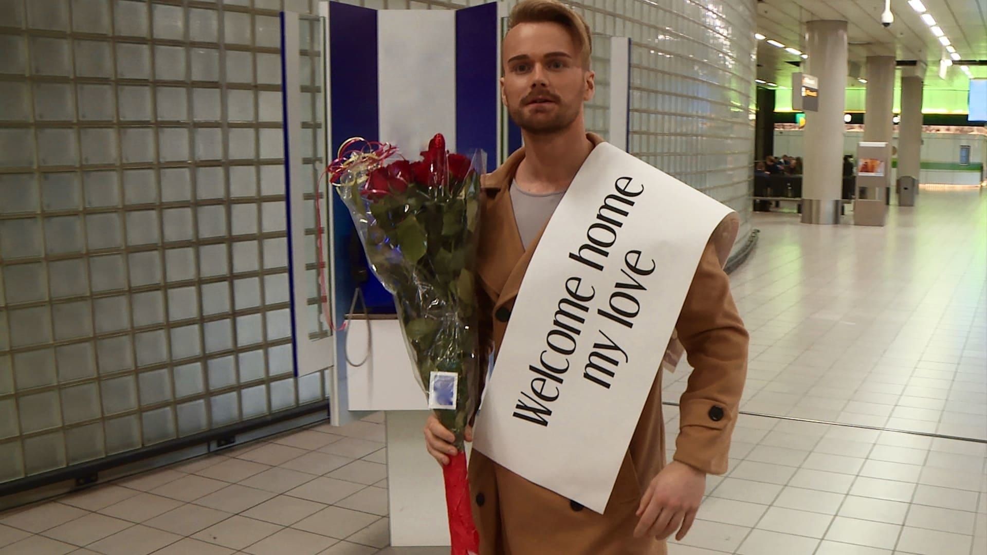 90 Day Fiancé: Before the 90 Days background