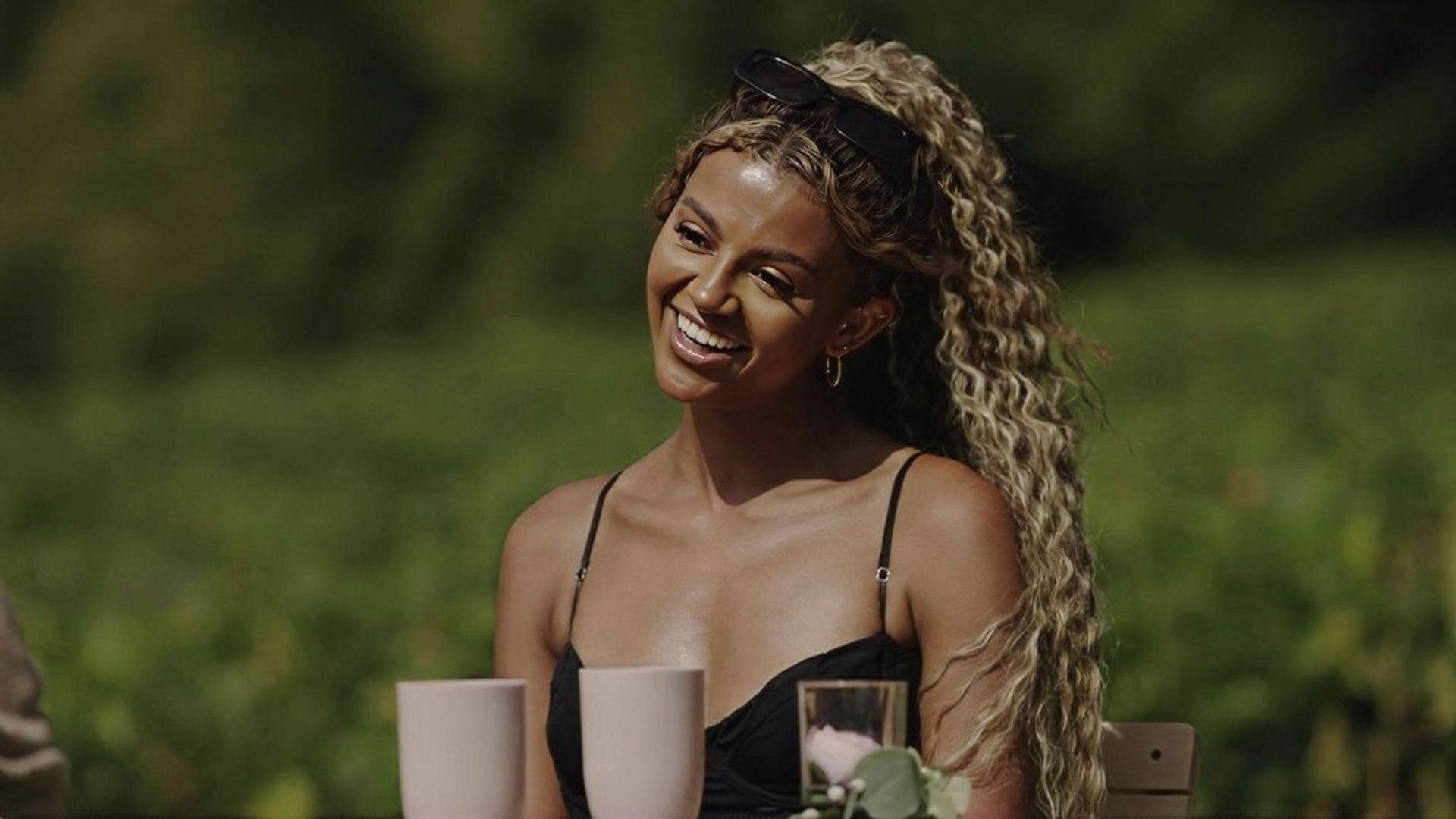 Love Island background
