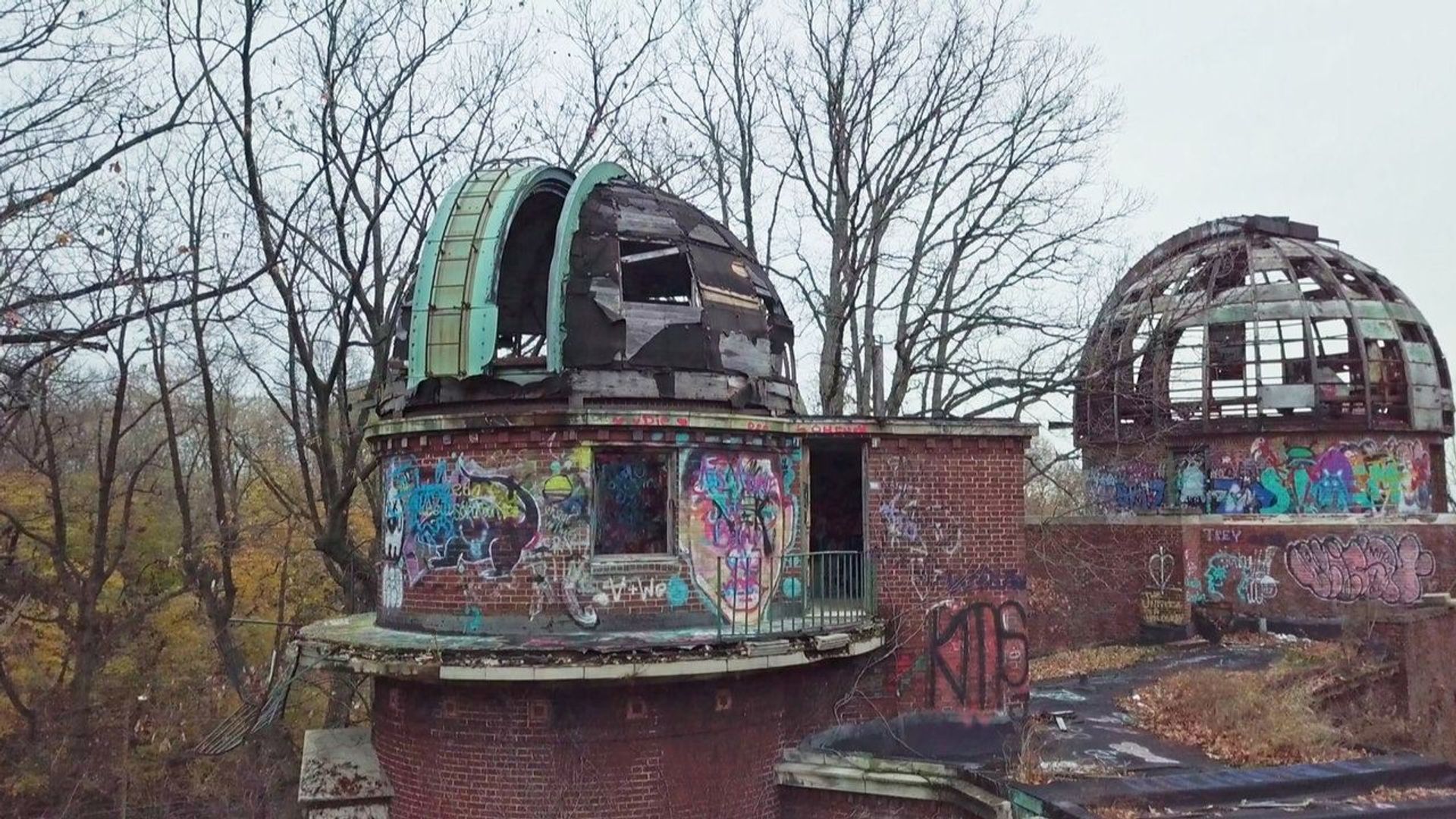 Abandoned Engineering background