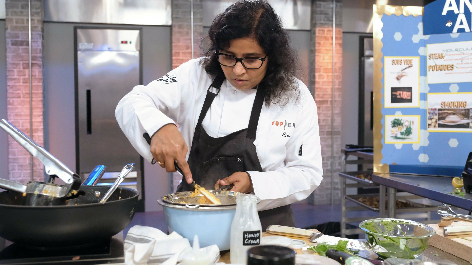 Top Chef Family Style background