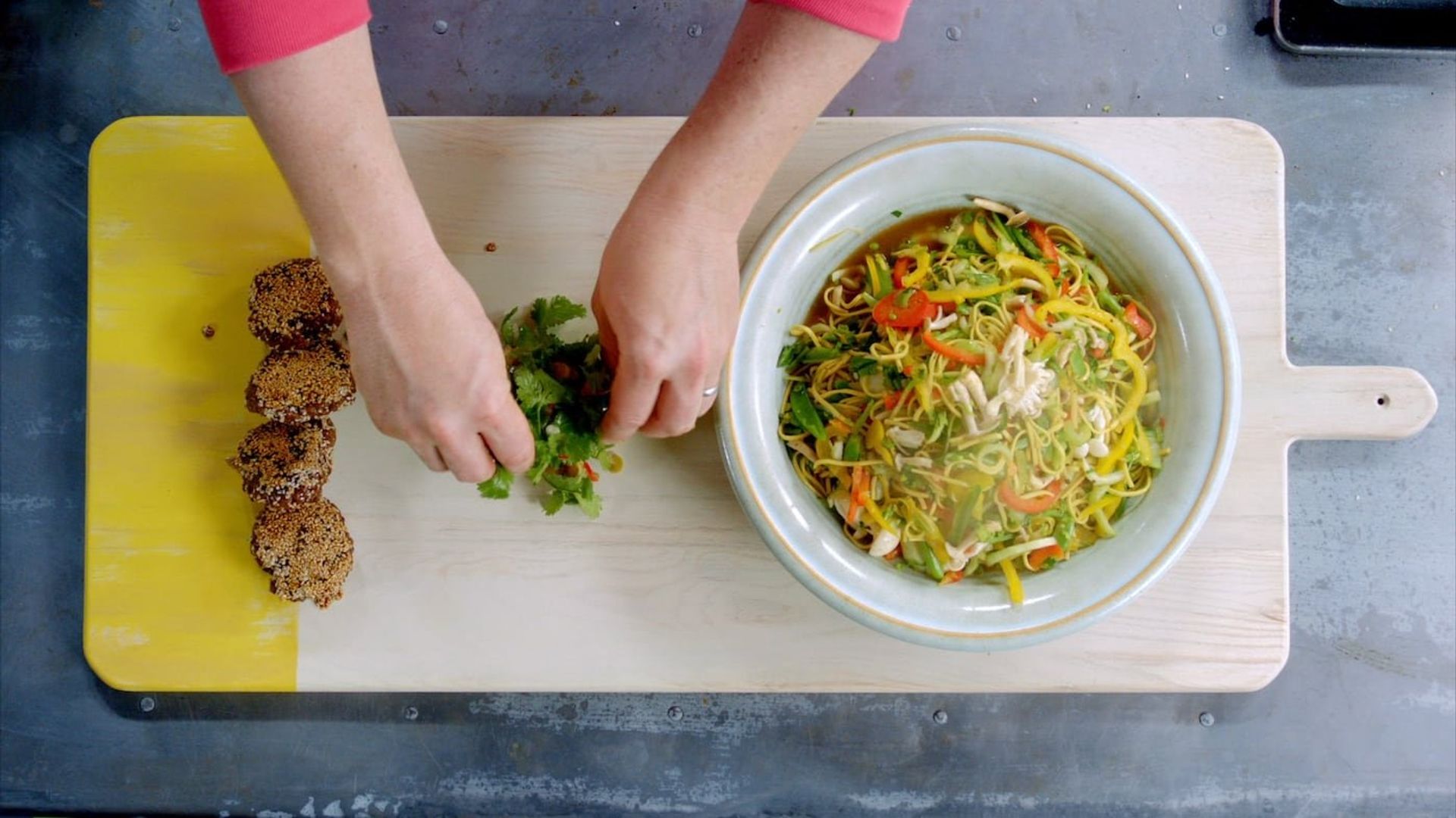 Jamie's 15-Minute Meals background