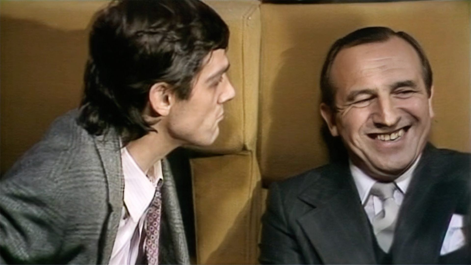 The Fall and Rise of Reginald Perrin background