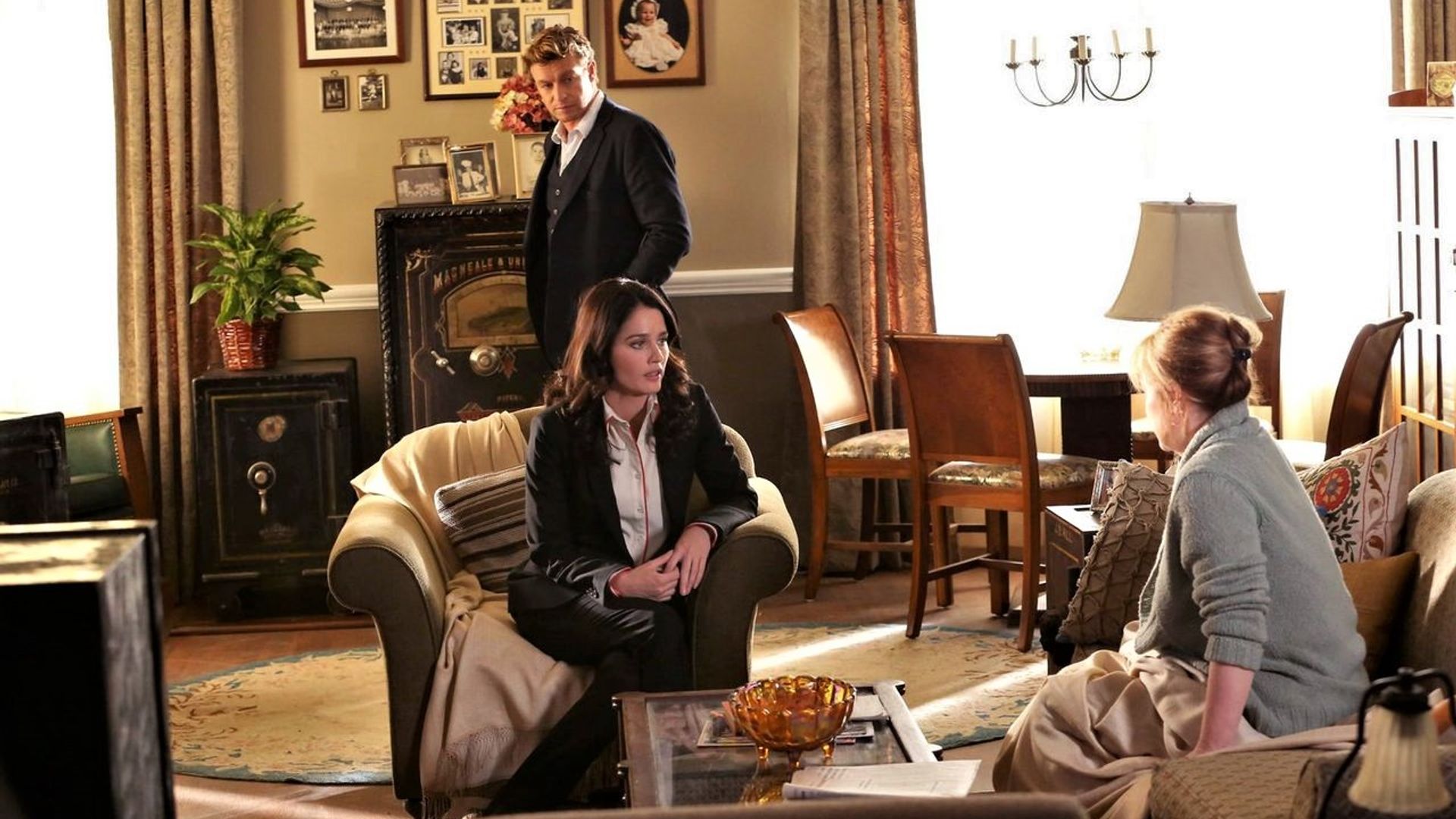 The Mentalist background