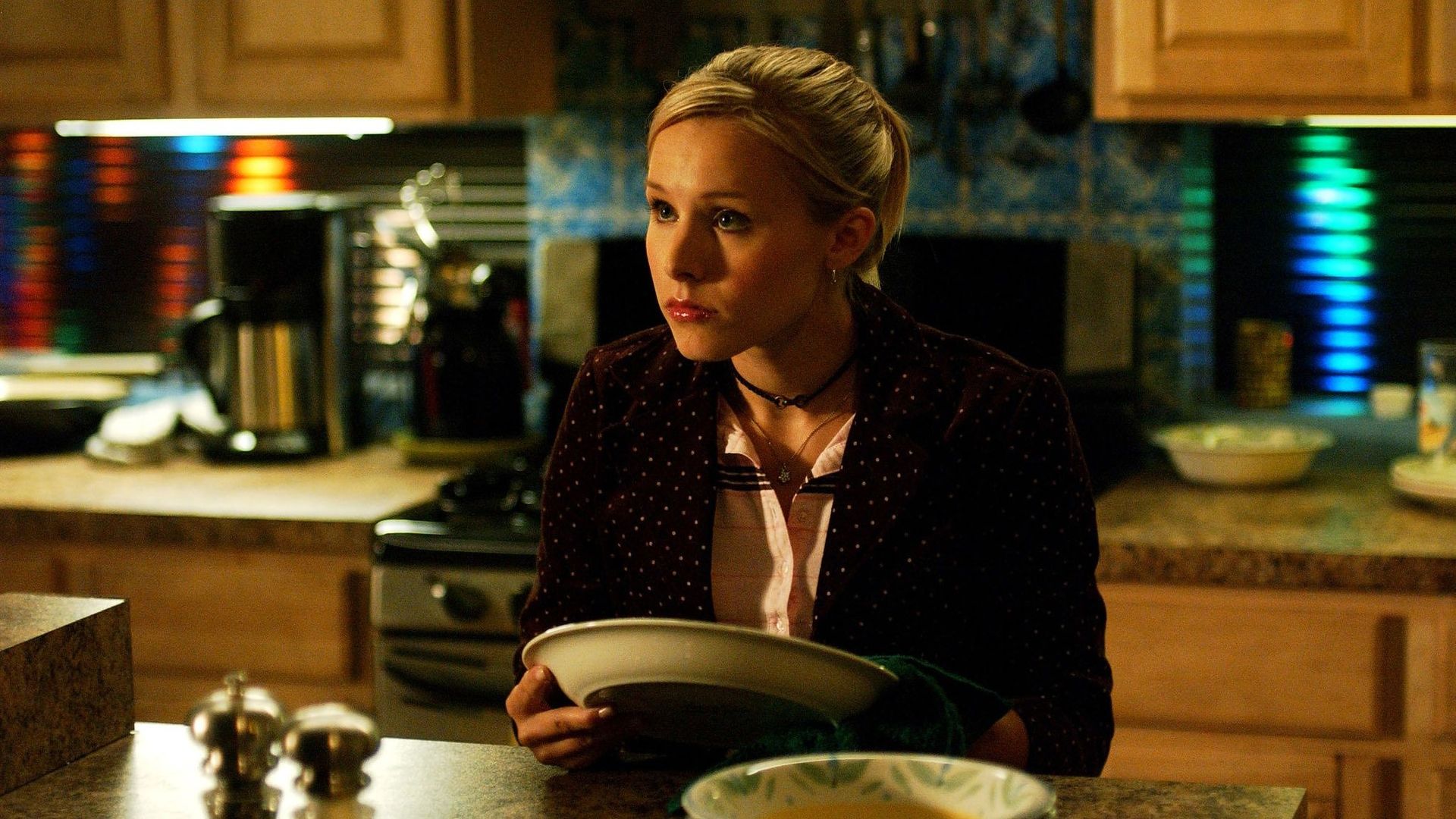 Veronica Mars background