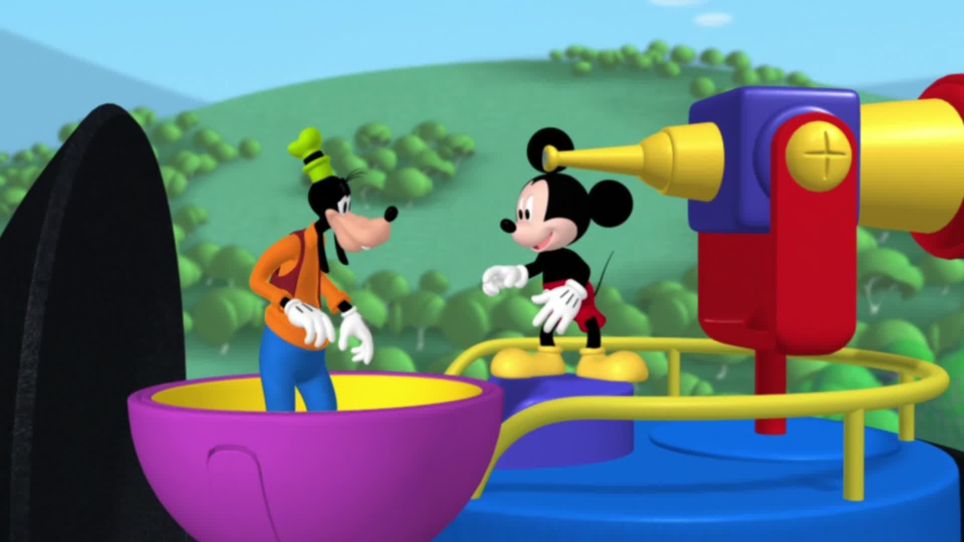 Mickey Mouse Clubhouse background