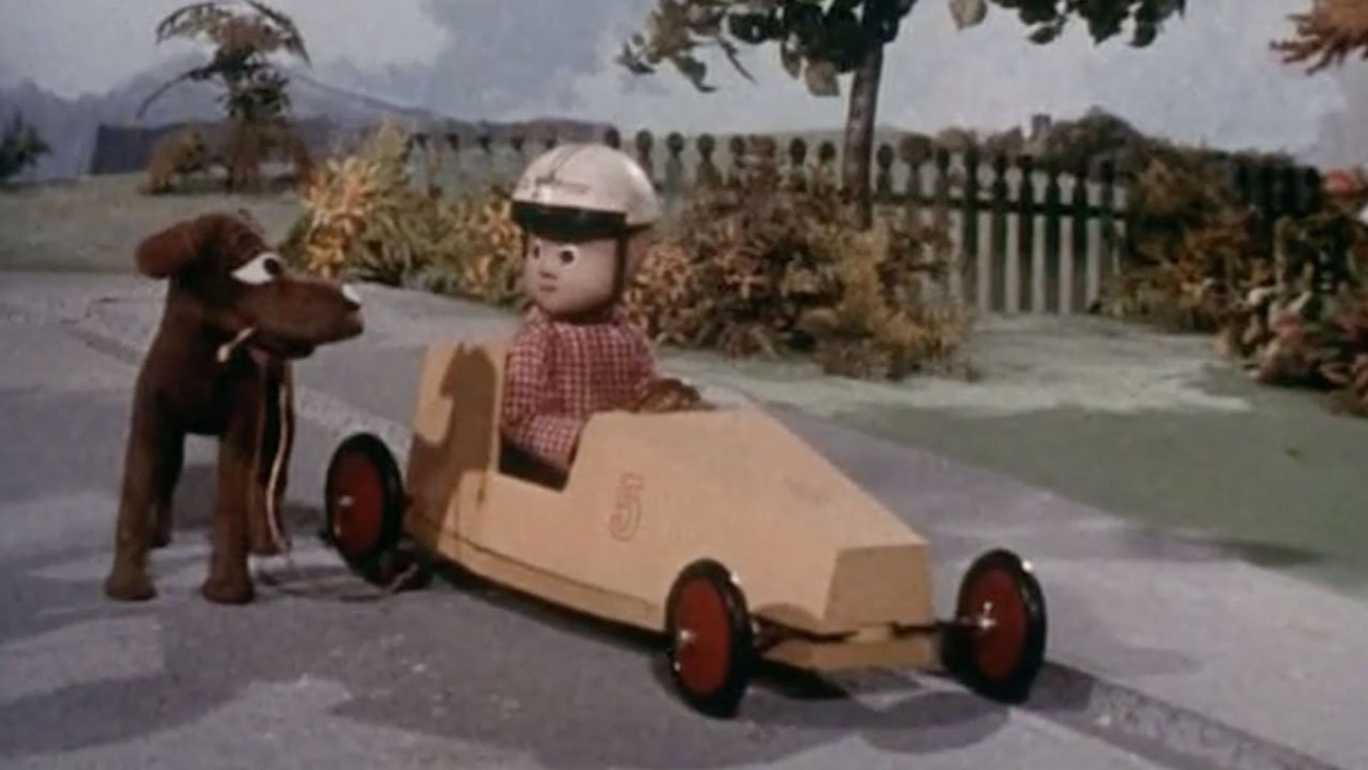 Davey and Goliath background