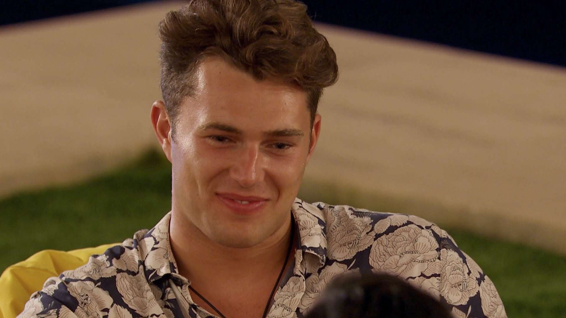 Love Island background