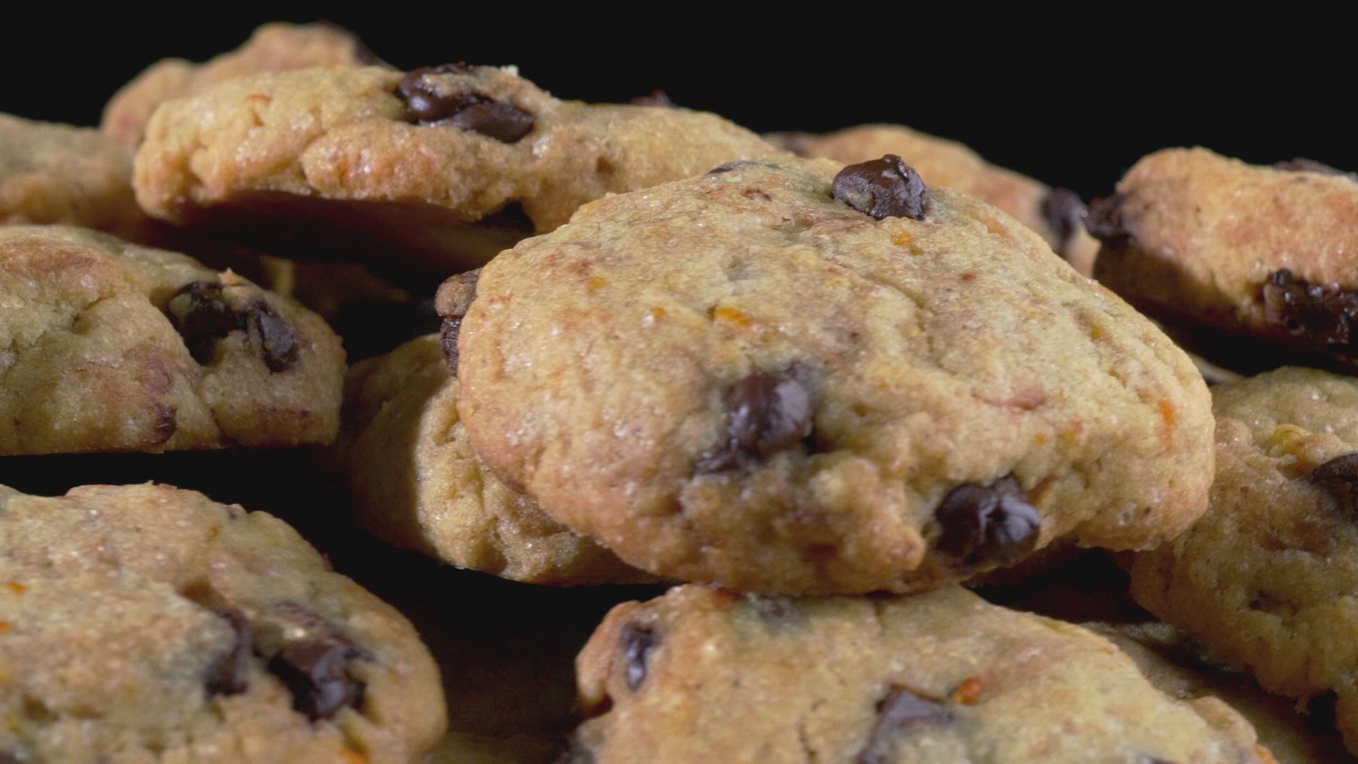The Food That Built America background