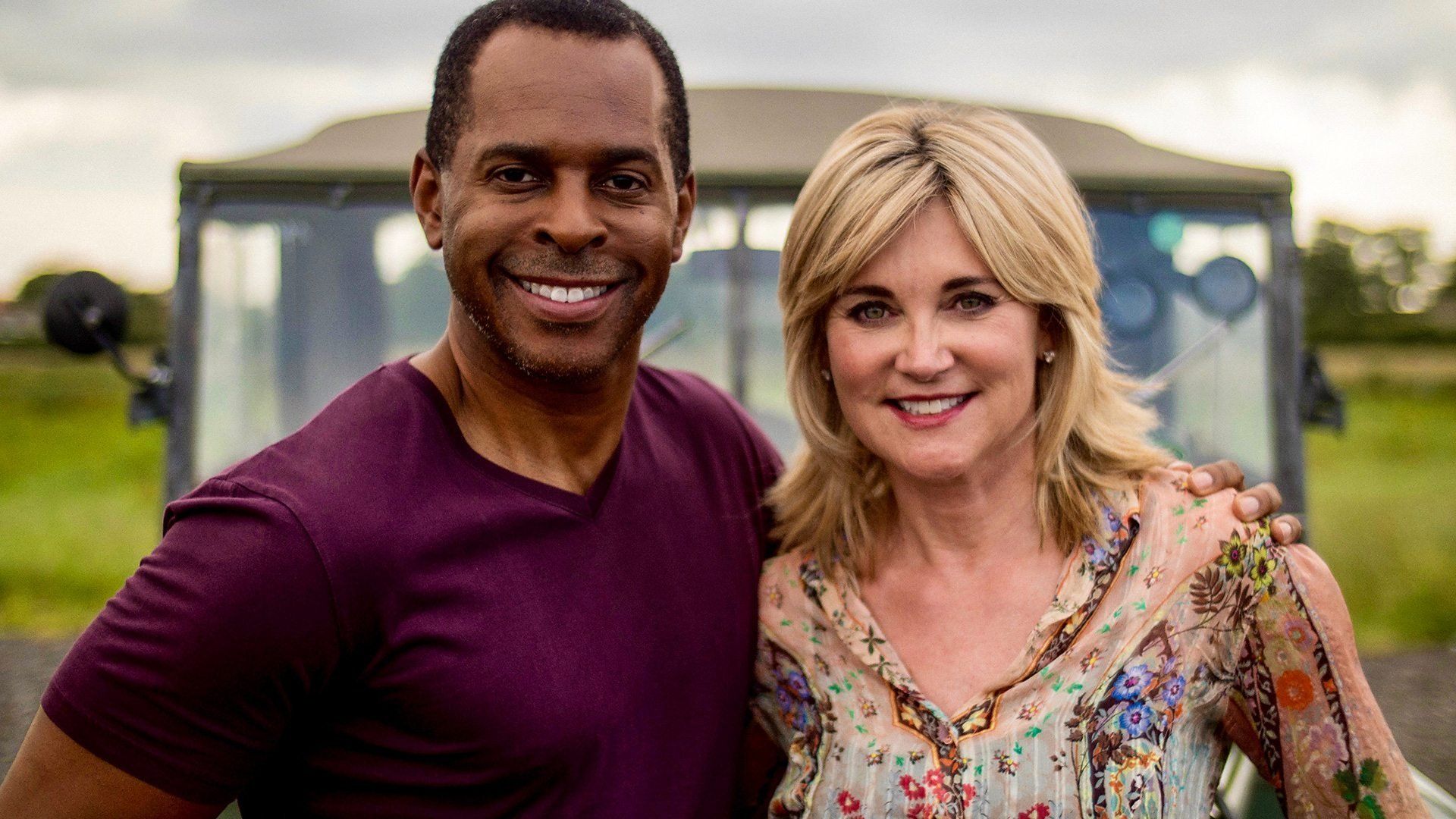 Celebrity Antiques Road Trip background