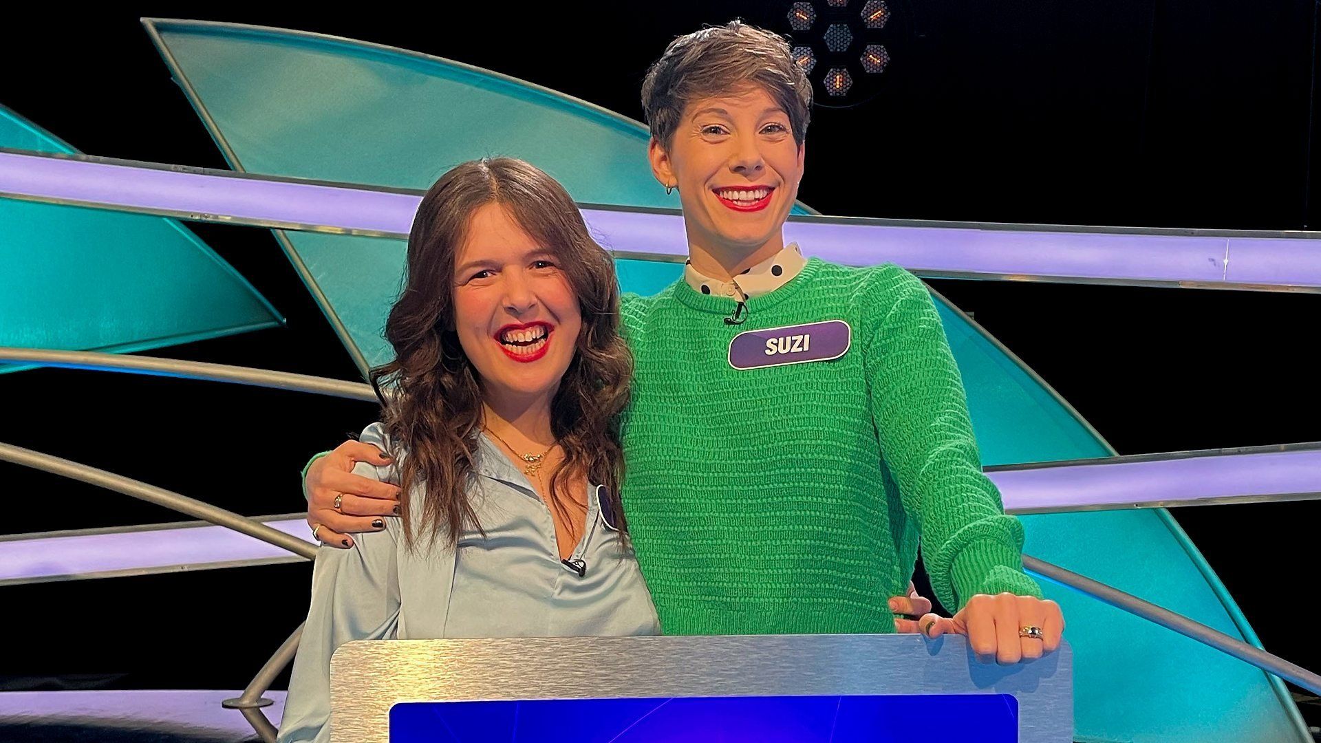 Pointless Celebrities background