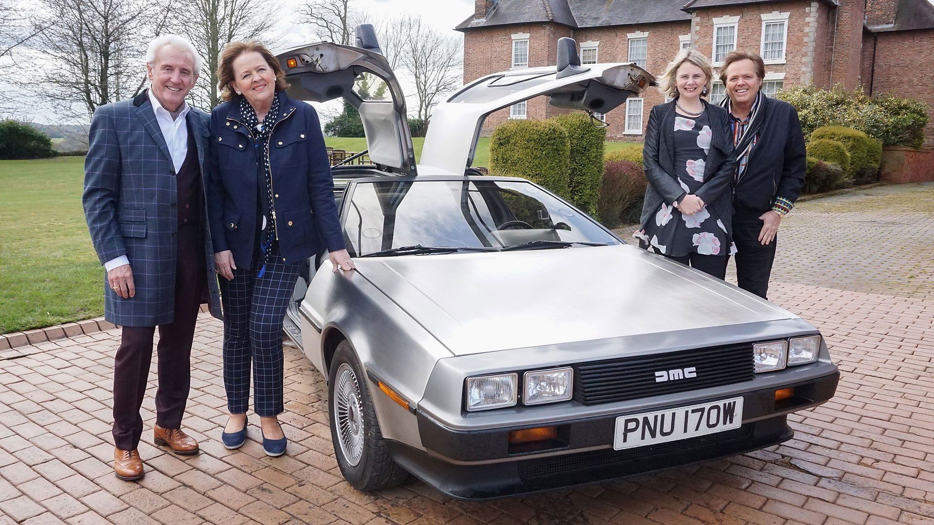 Celebrity Antiques Road Trip background