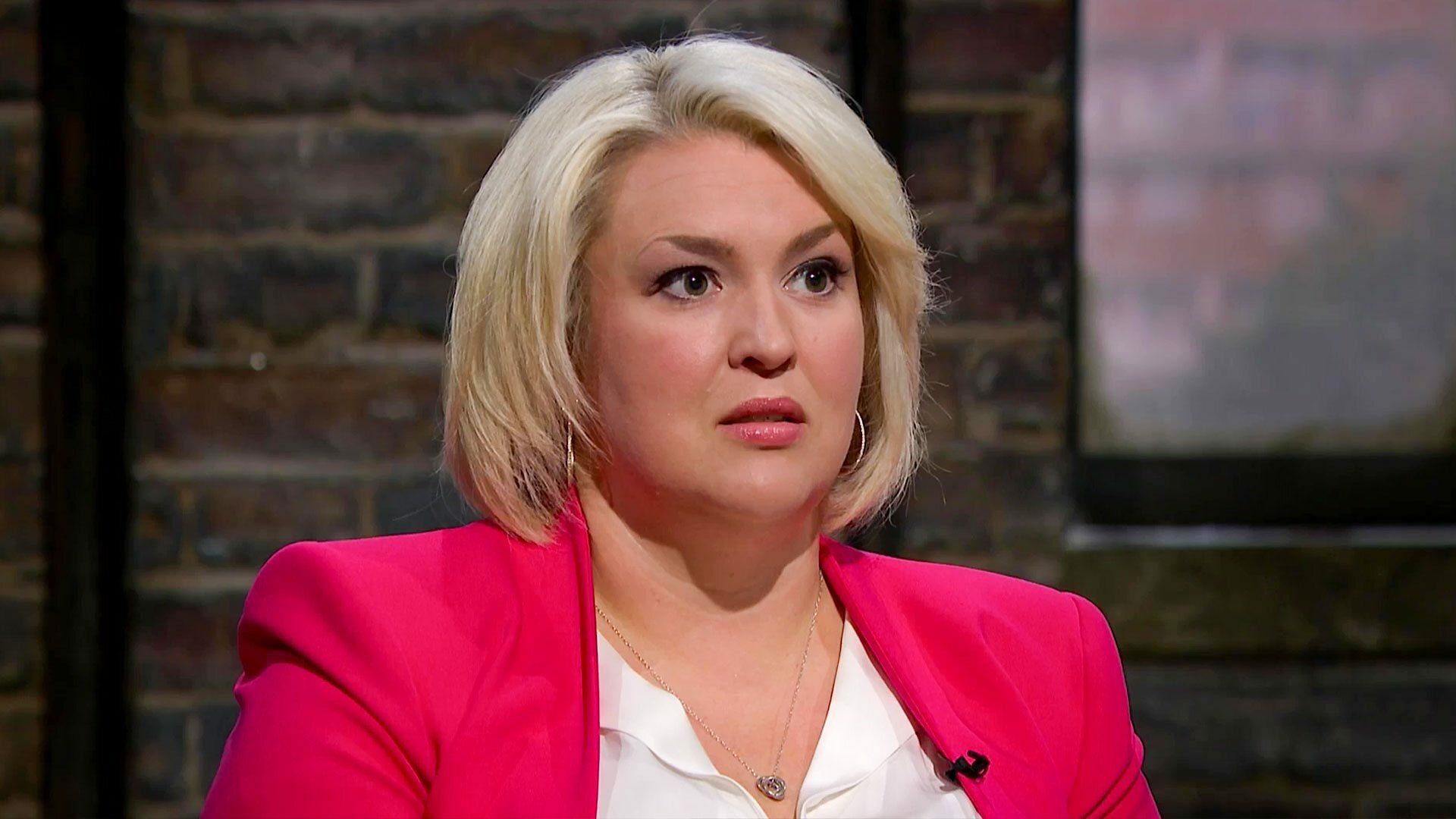 Dragons' Den background