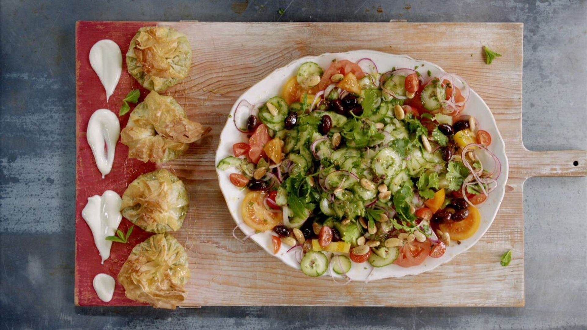 Jamie's 15-Minute Meals background