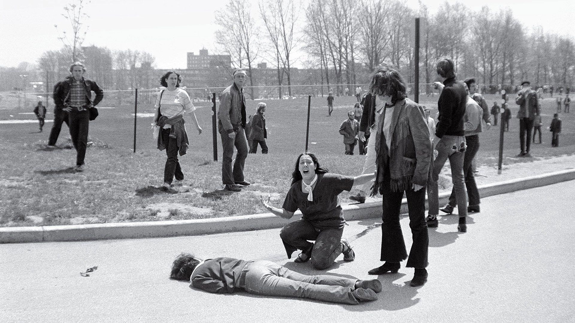 Soundtracks: Songs That Defined History background