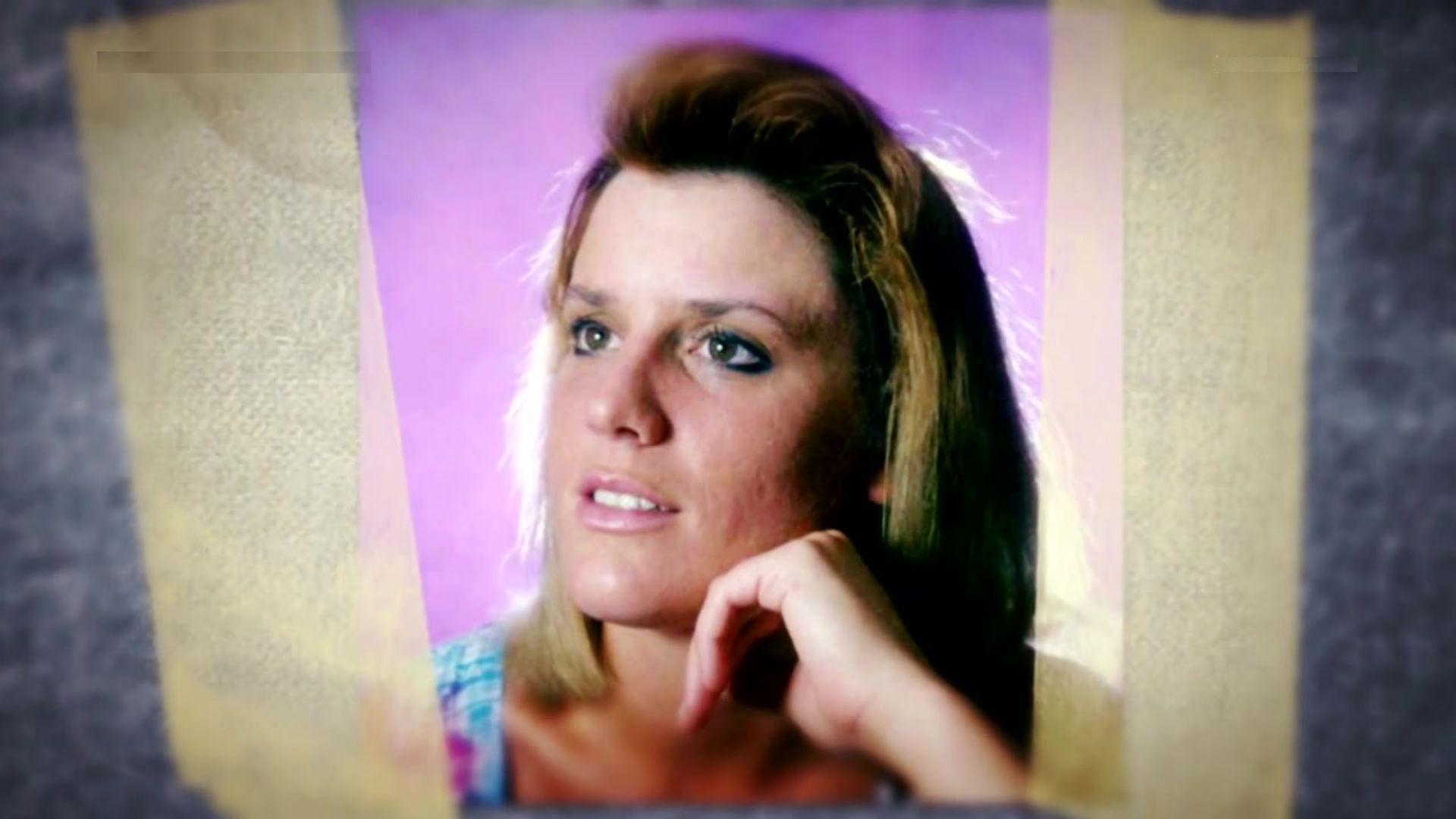 On the Case with Paula Zahn background