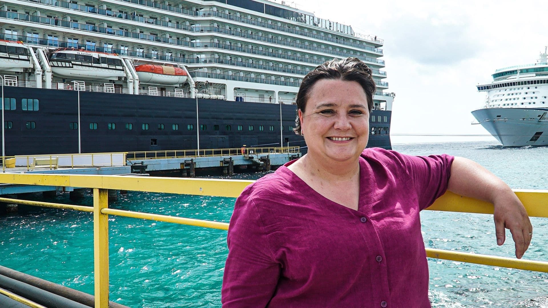 Cruising with Susan Calman background