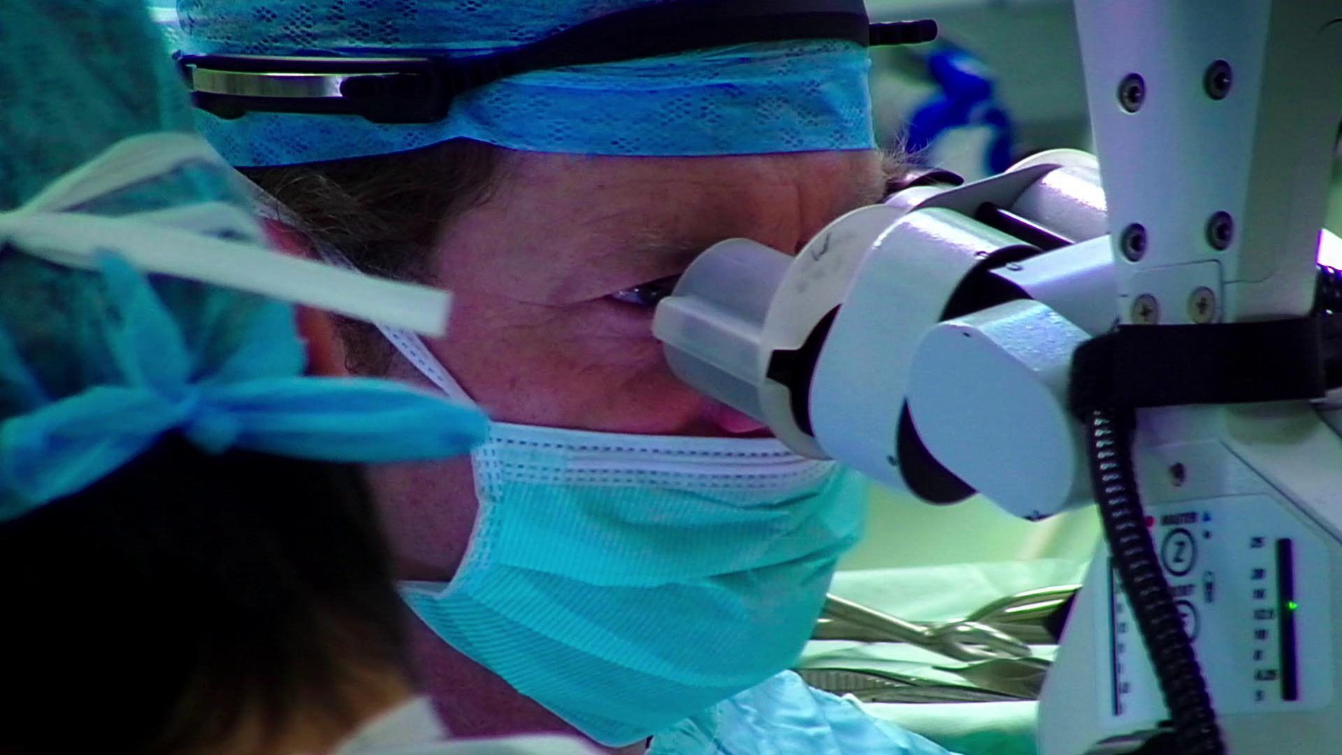 Surgeons: At the Edge of Life background