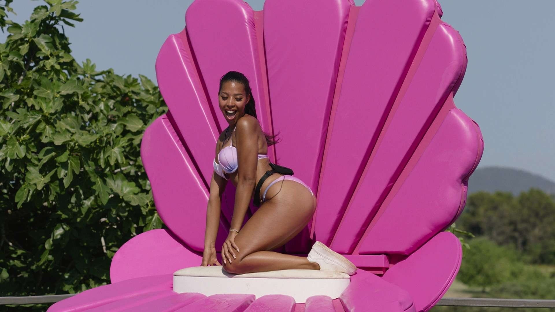 Love Island background