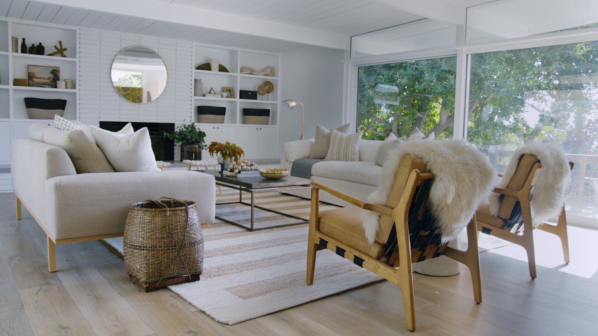 Dream Home Makeover background