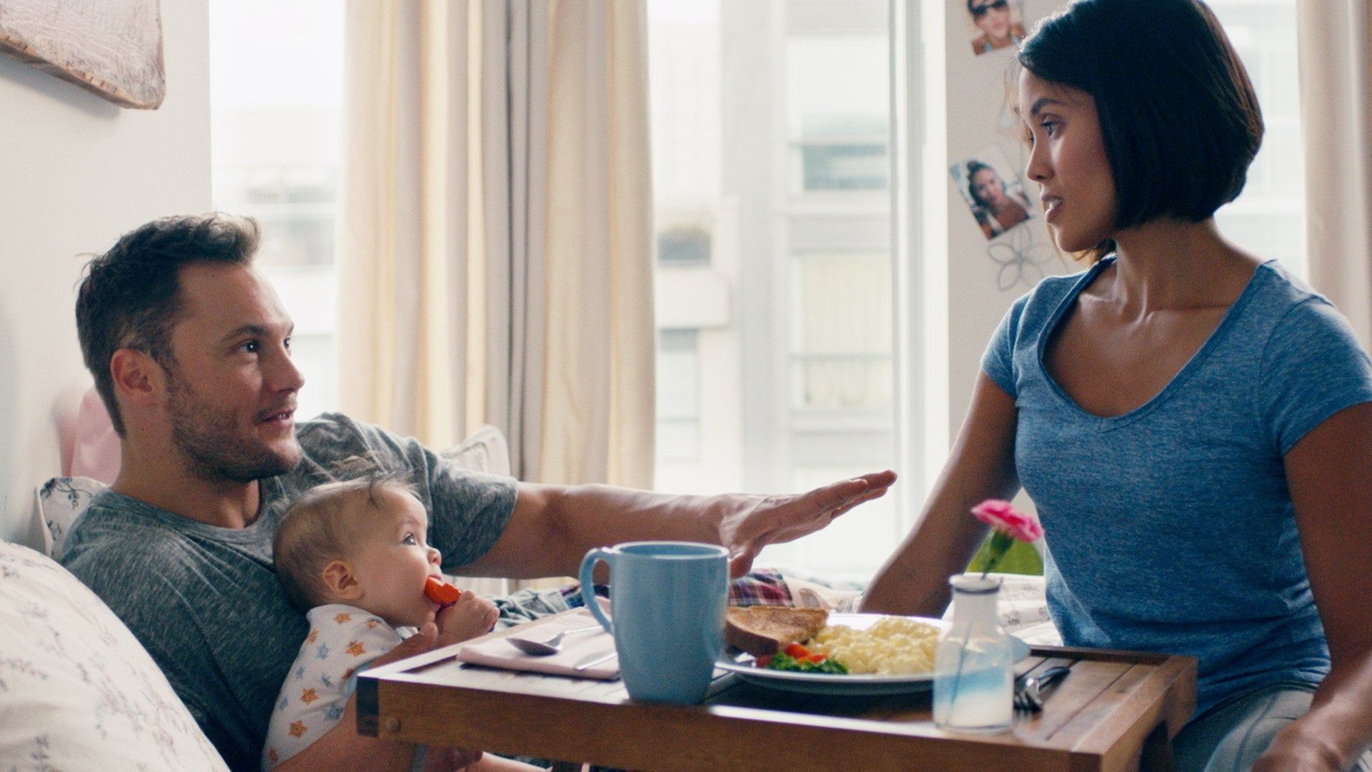 Workin' Moms background
