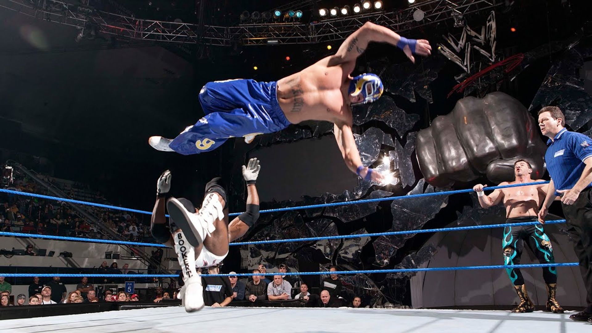 World Wrestling Federation Smackdown! background