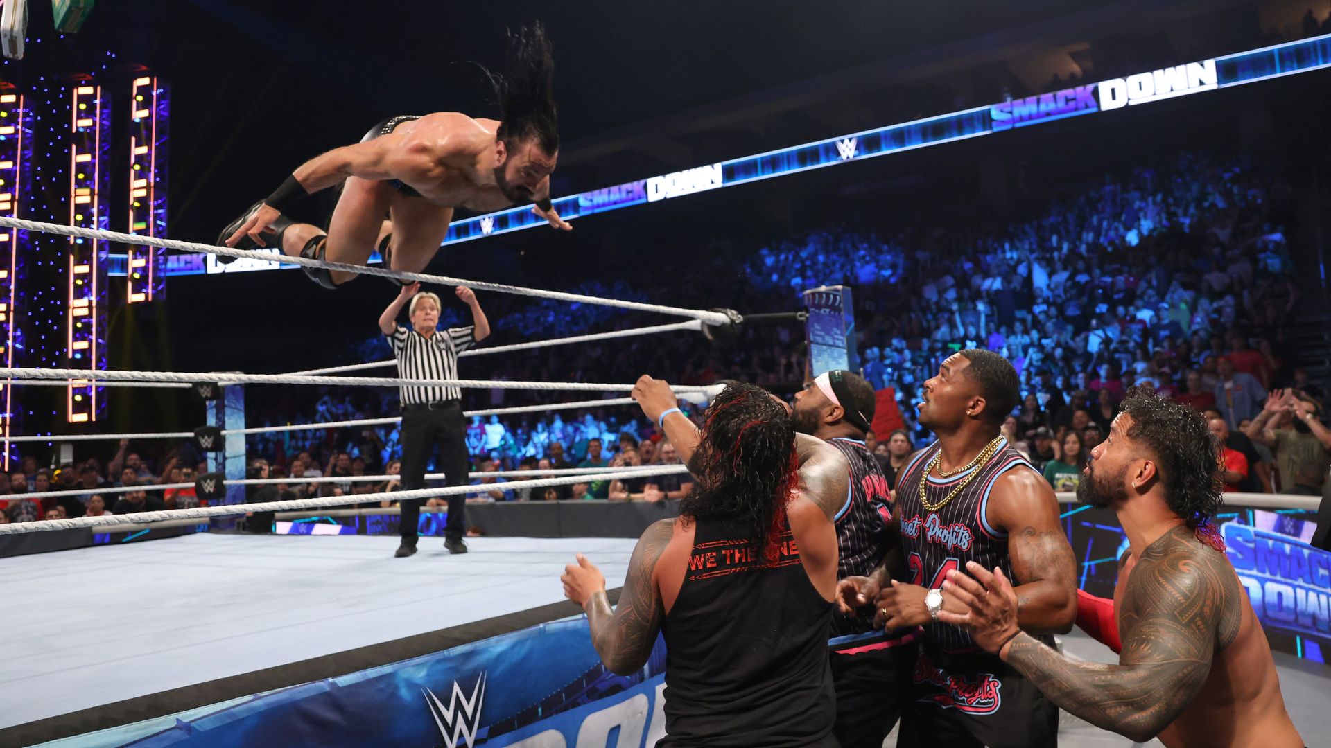 World Wrestling Federation Smackdown! background