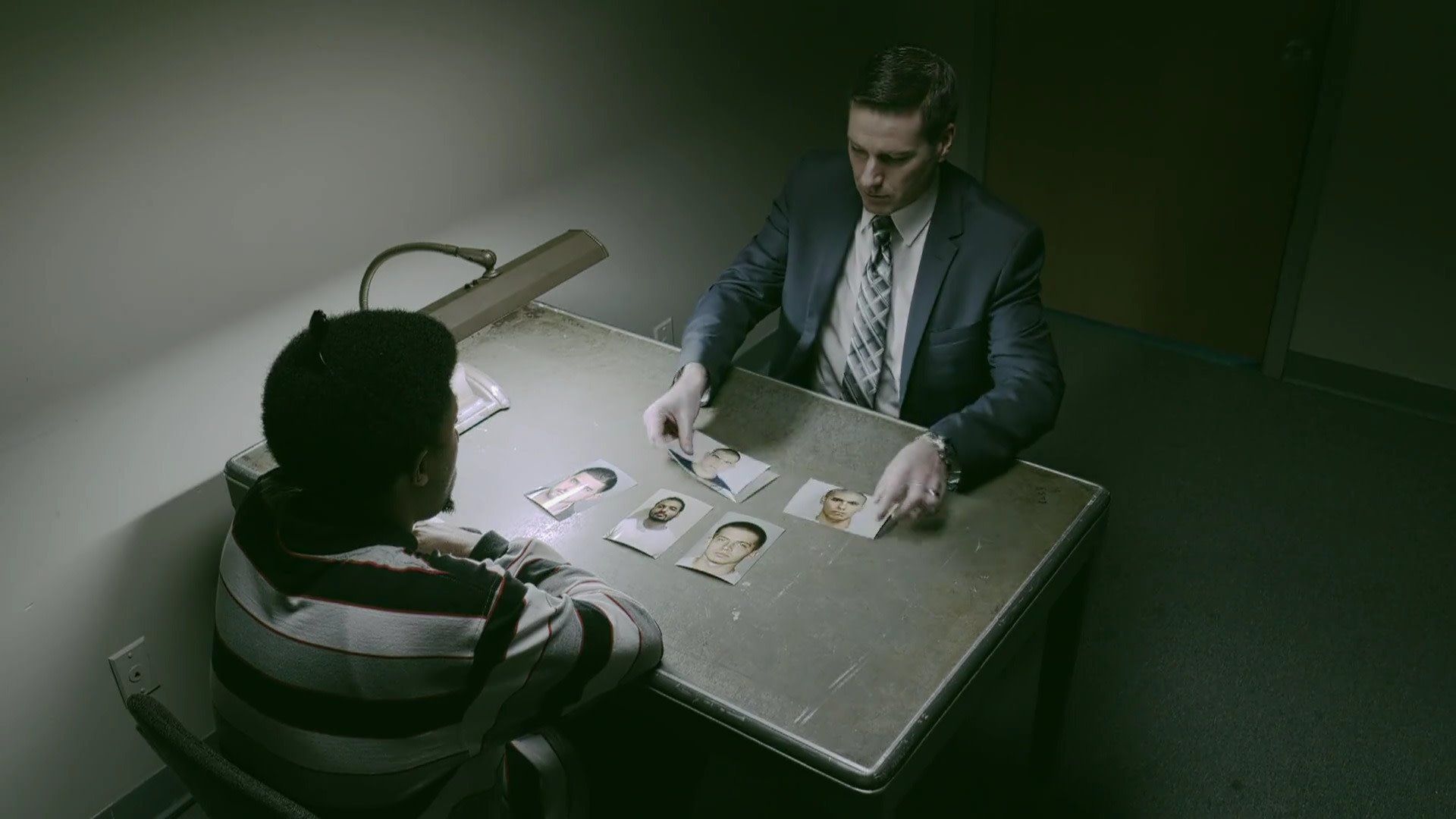 Homicide Hunter background