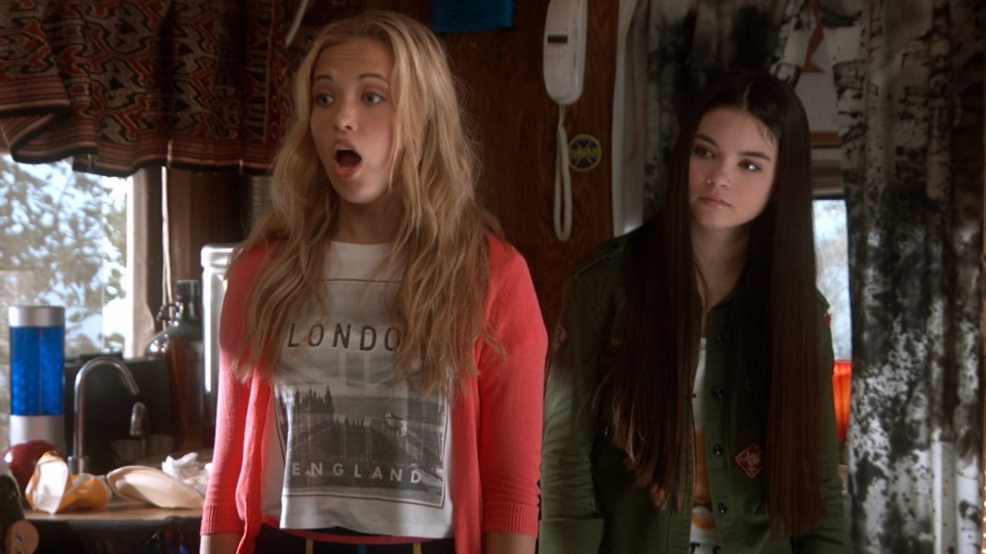 Best Friends Whenever background