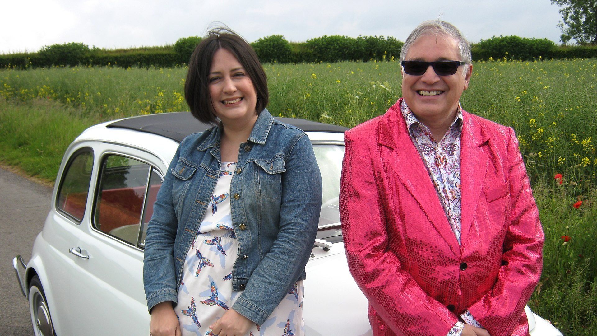 Celebrity Antiques Road Trip background