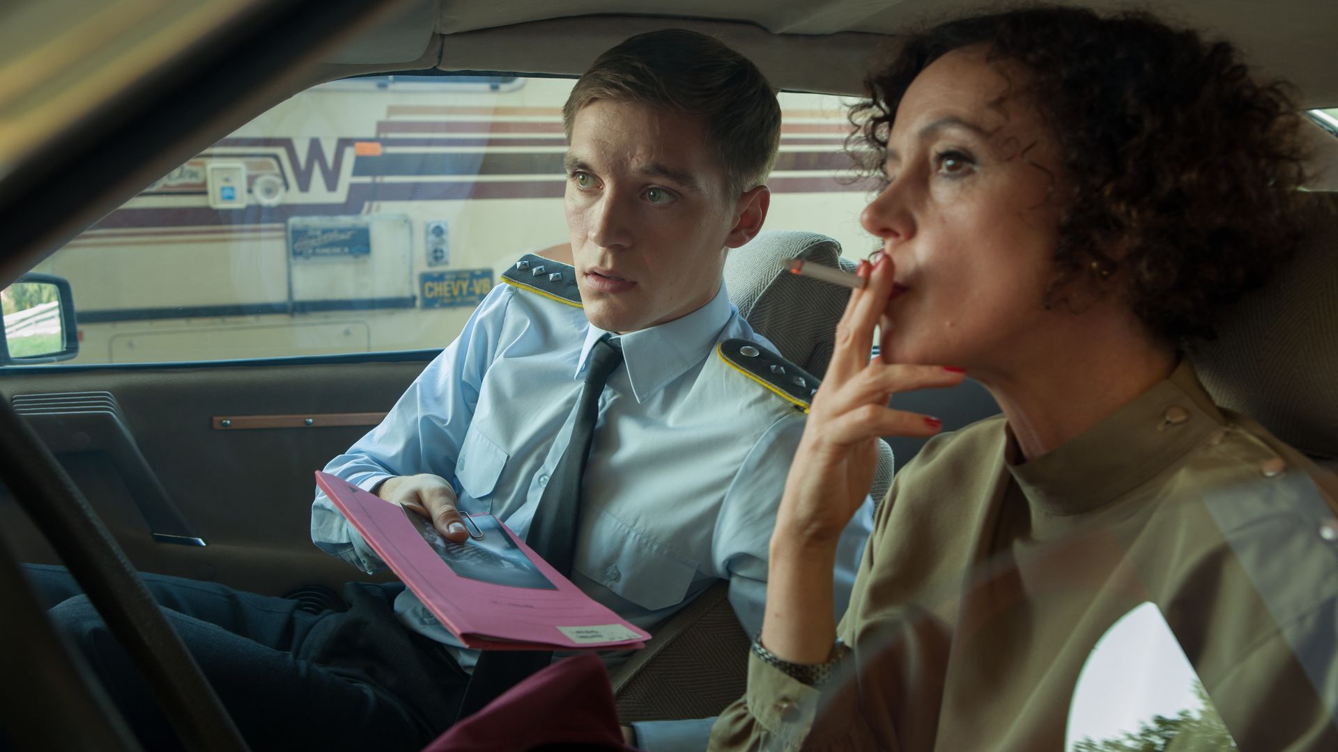 Deutschland 83 background