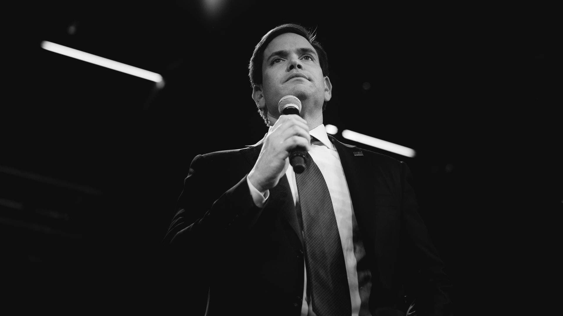 The Circus: Inside the Greatest Political Show on Earth background