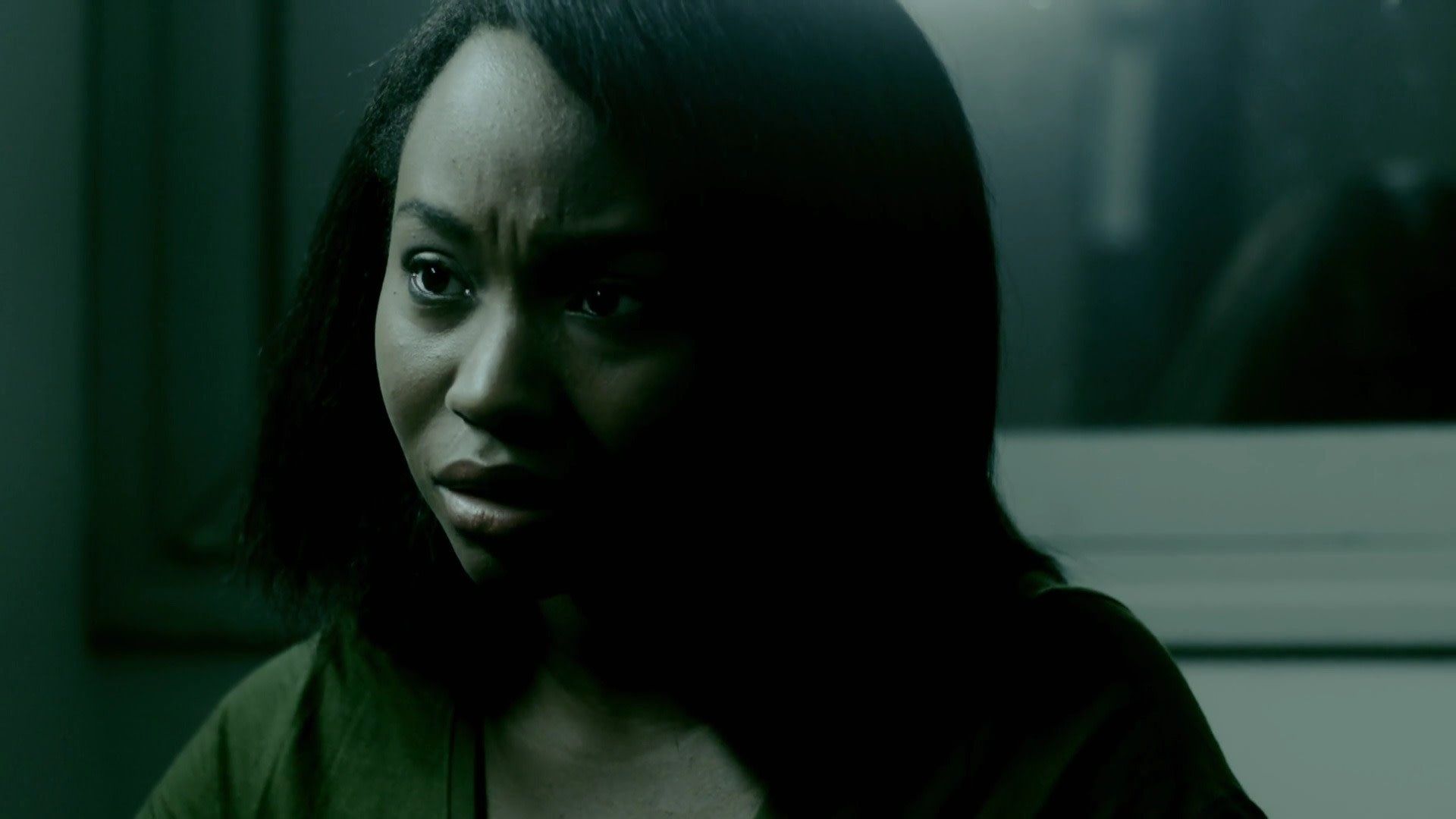 Homicide Hunter background