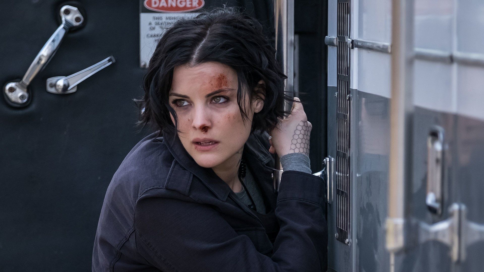 Blindspot background