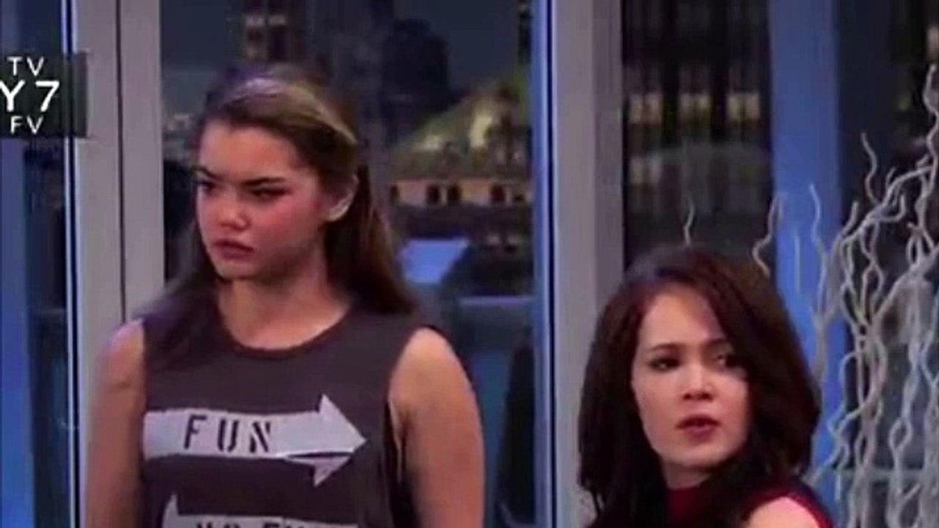 Lab Rats: Elite Force background