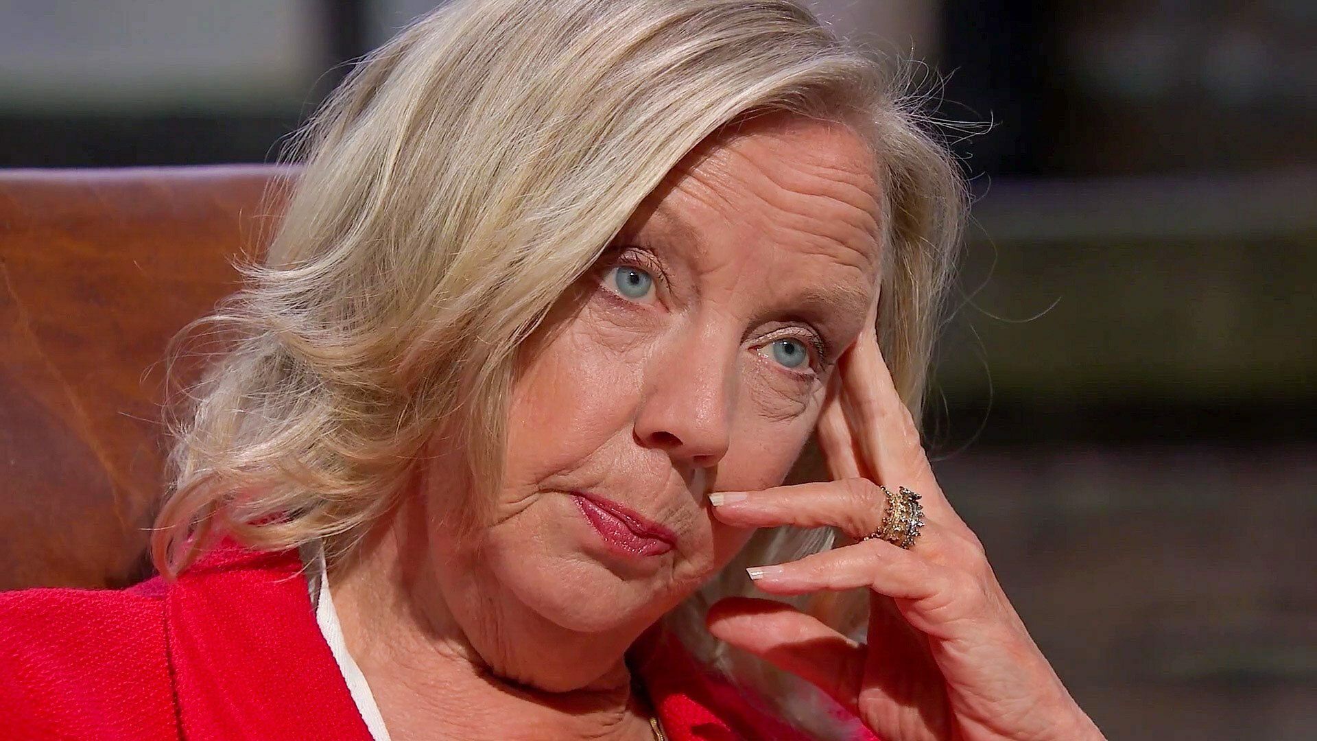 Dragons' Den background