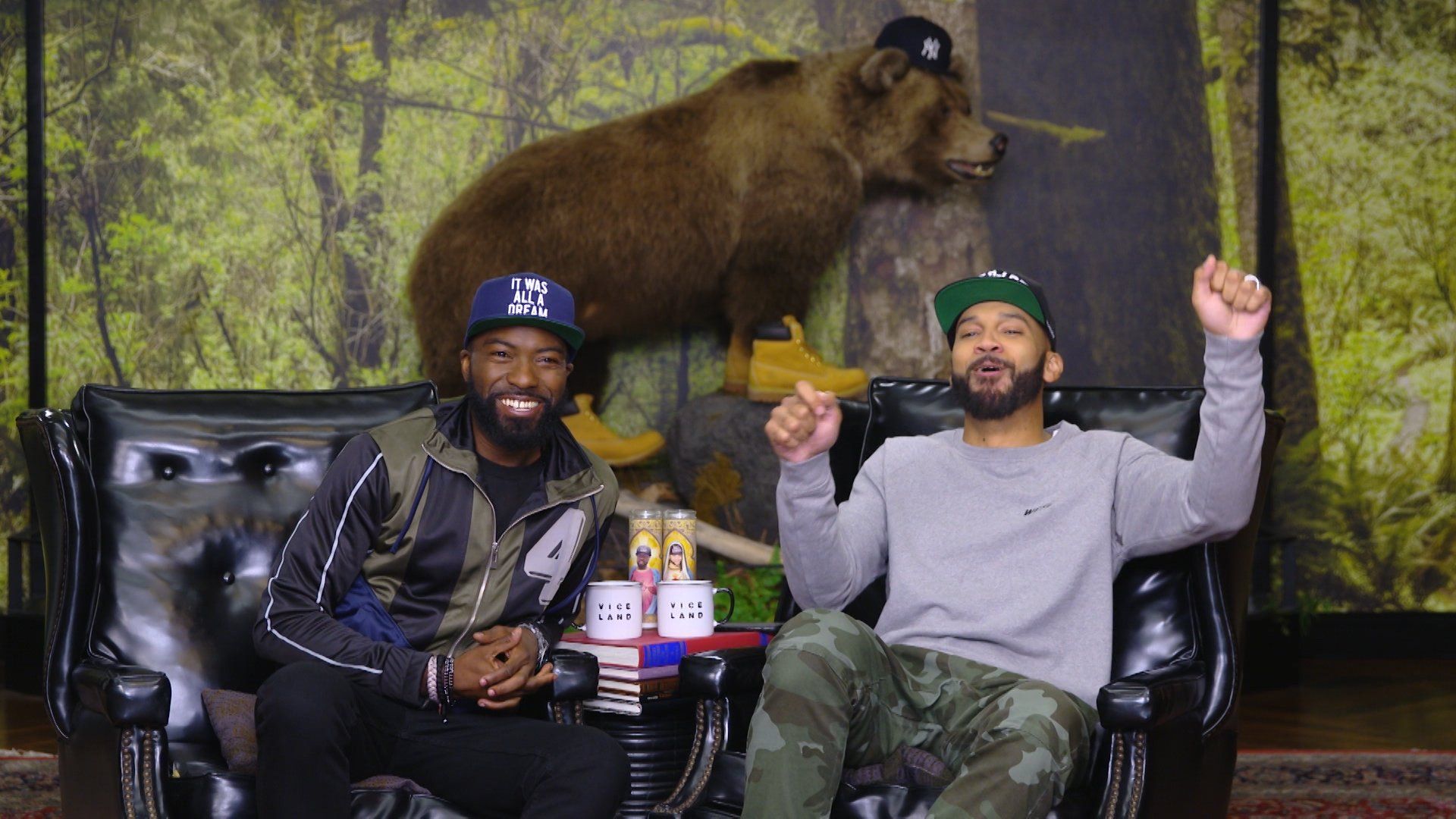 Desus & Mero background